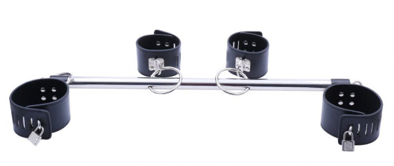 Распорка металлическая с наручниками и кандалами