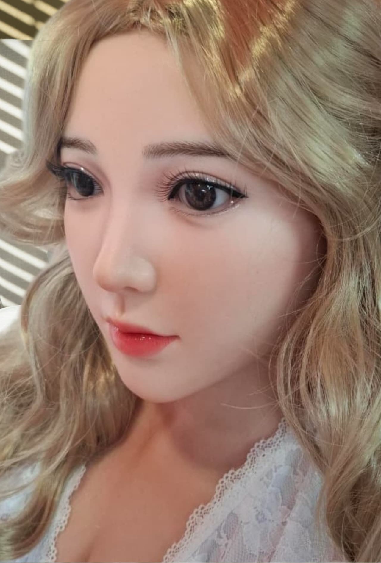 Кукла реалистичная силиконовая Кортни рост 165см