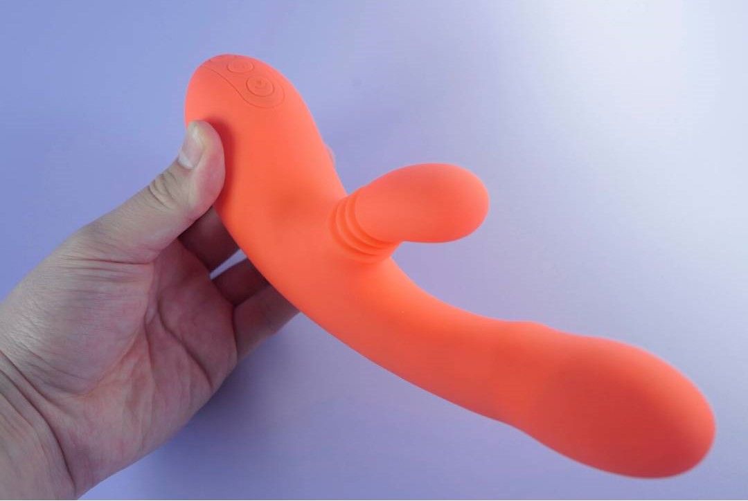 Инновационный вибратор кролик Vibella