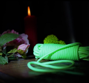 EroHot Glow Веревка для связывания (шибари) светящаяся в темноте 5 метров