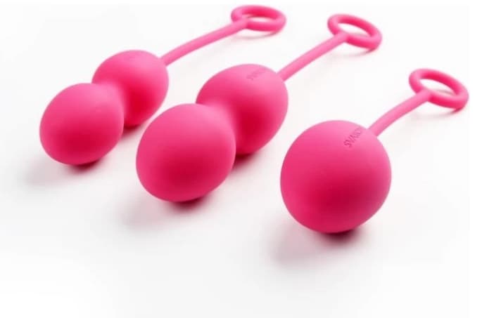 Svakom Шарики вагинальные Nova Ball, красная слива