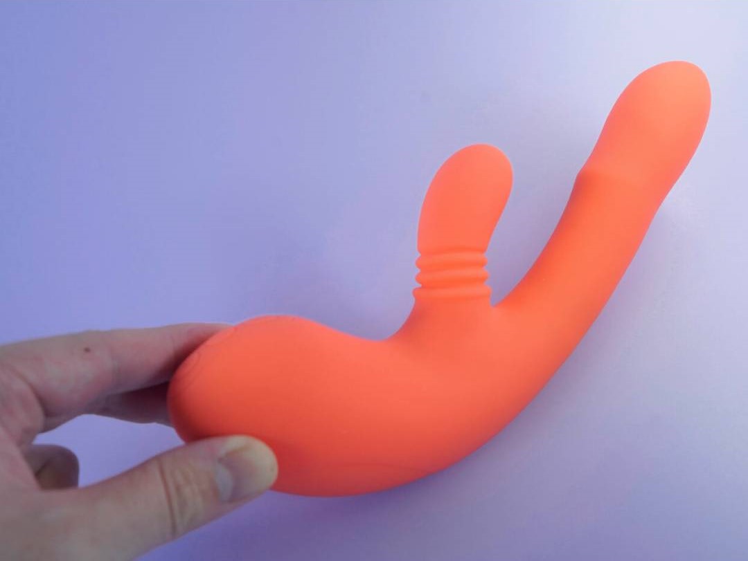 Инновационный вибратор кролик Vibella