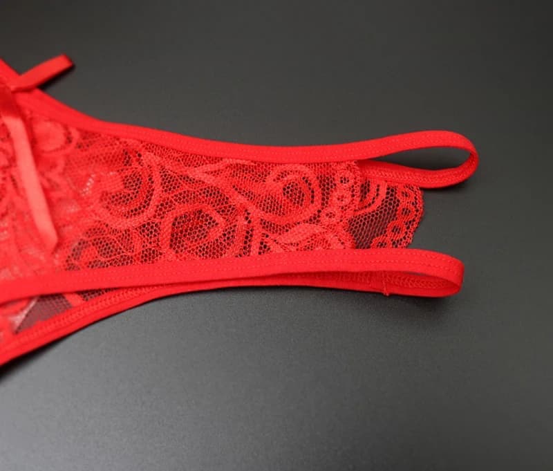 Трусы женские с доступом "Amour" кружевные красные Трусы женские с доступом "Amour" кружевные красные