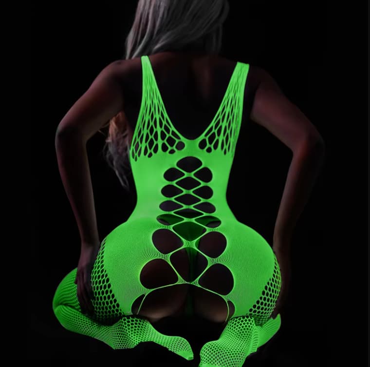EroHot Glow Боди комбинезон сетка "Shelly" светящийся в темноте EroHot Glow Боди комбинезон сетка "Shelly" светящийся в темноте