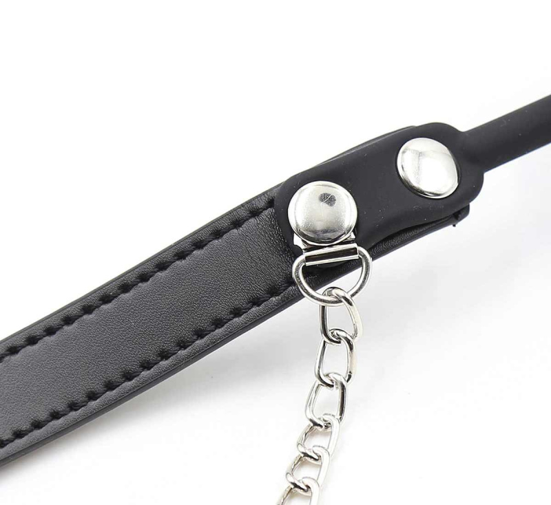 Кляп с зажимами для сосков