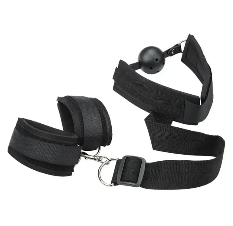 Набор для фиксации с кляпом, ошейником и наручниками