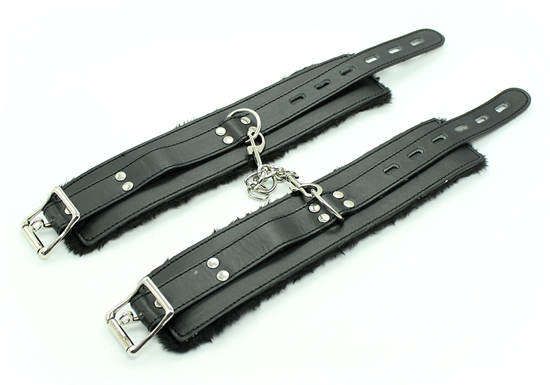 Наручники (оковы) "Trapped"