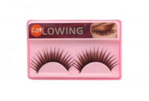 Ресницы черные