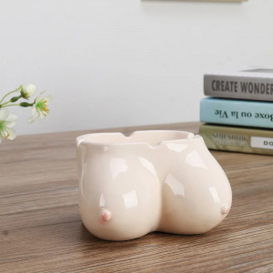 Пепельница "Грудь"