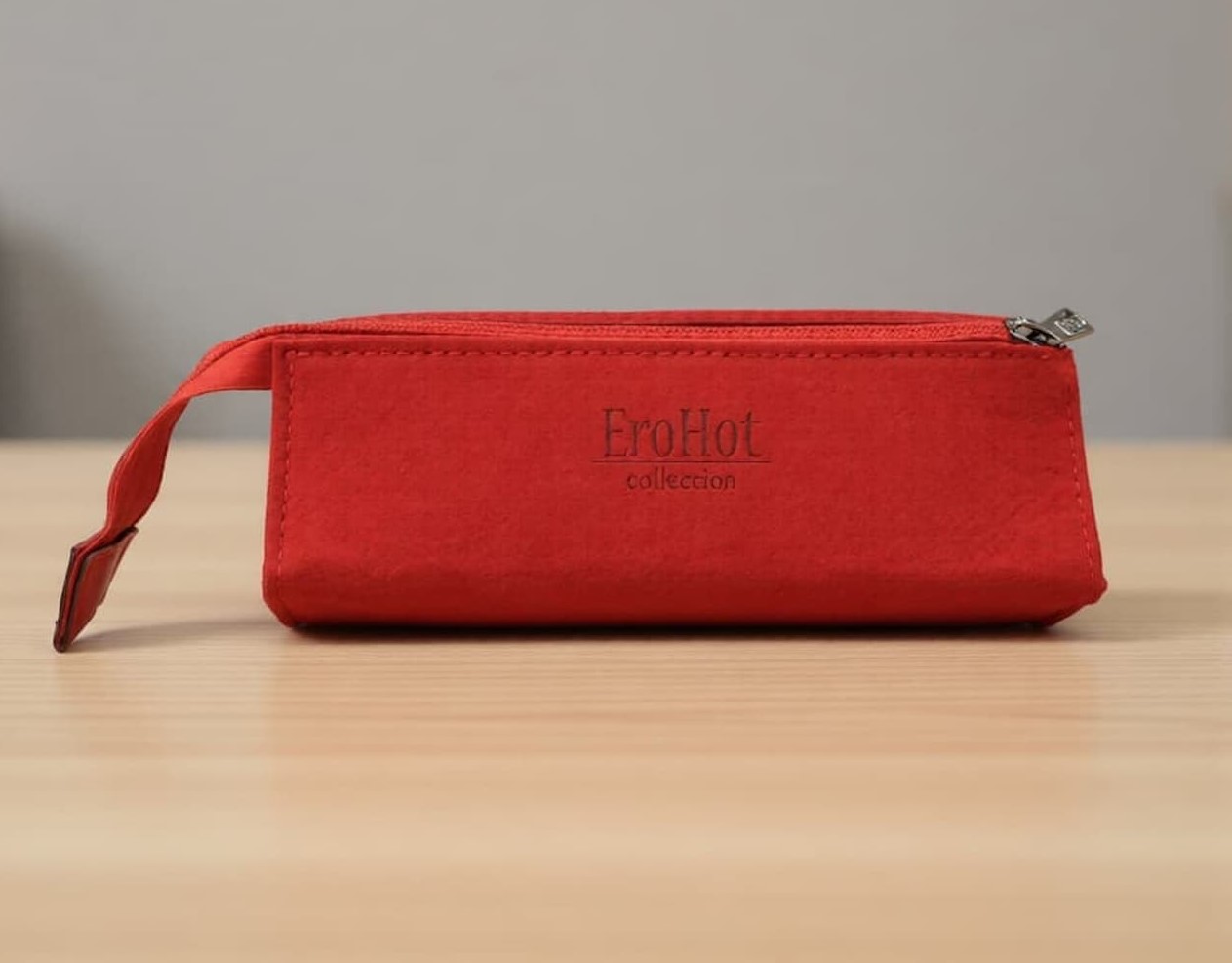 EroHot Glow Фаллоимитатор "Tentacle" стеклянный, светящийся в темноте