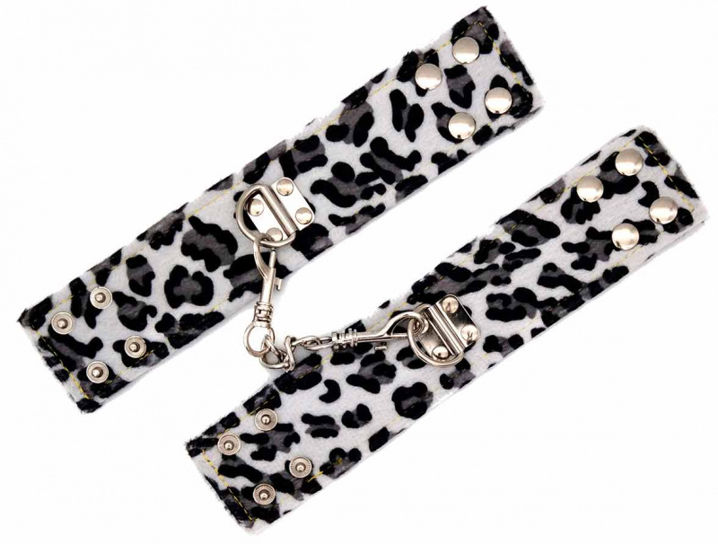 Наручники "Black LEO"