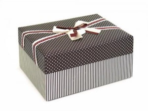 Коробка подарочная "Стиль", малая