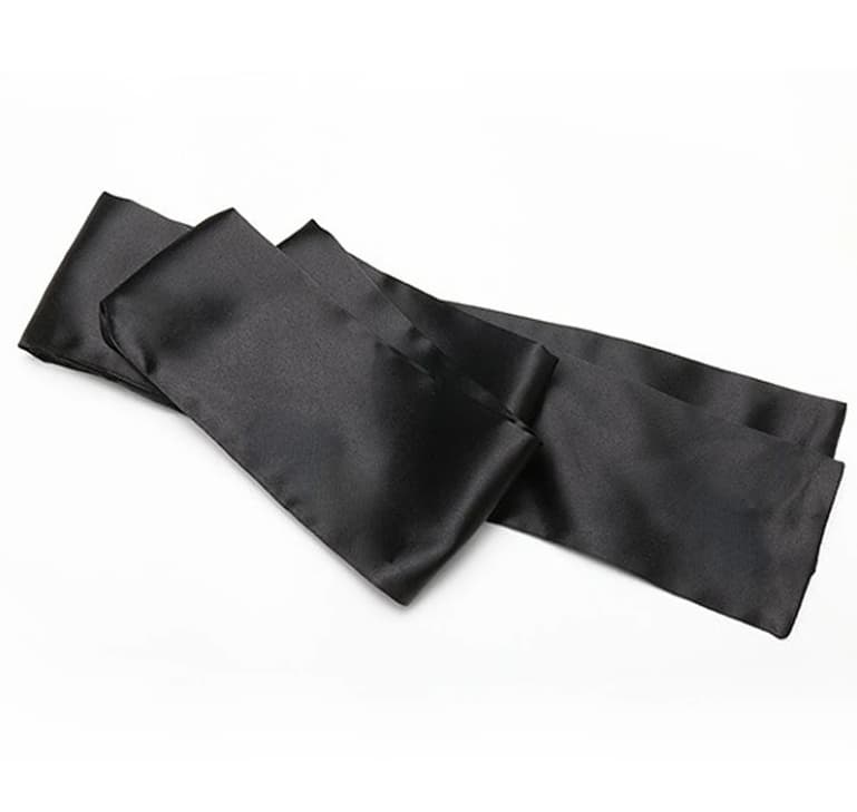 Повязка на глаза черная