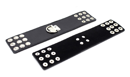 Наручники (оковы) кожаные/проклепанные "No Will"