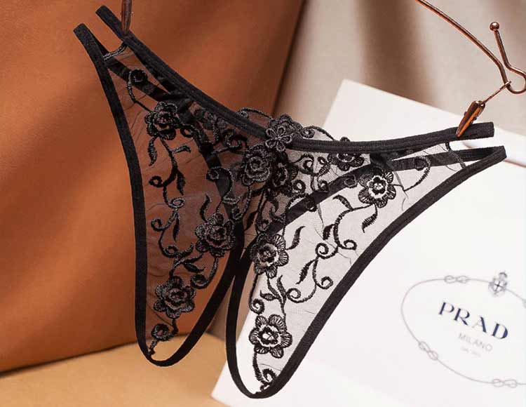 Трусики кружевные с доступом "Florence" черные