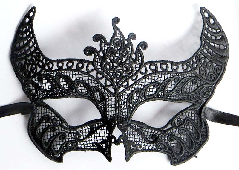 Маска карнавальная "Жаклин"