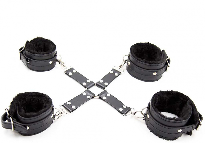Набор аксессуаров БДСМ "Irons" для фиксации рук и ног с крестовиной черный