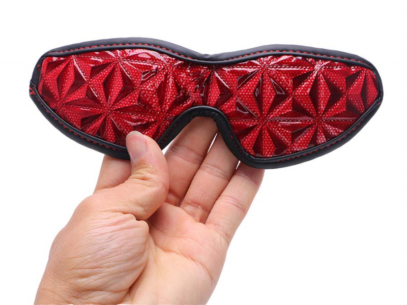 Маска игровая Blidfold красно-черная