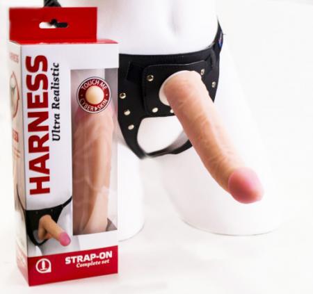 Страпон Harness Realistic 7,2", кибер-кожа