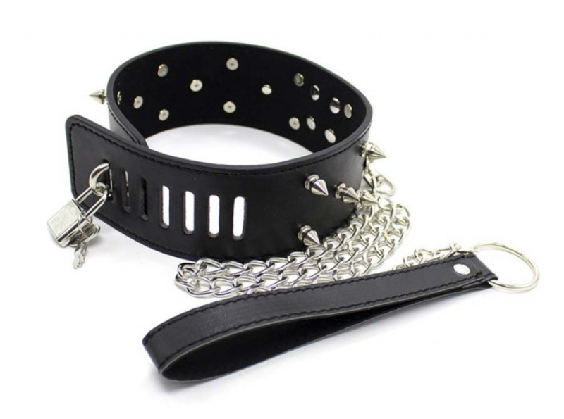 Ошейник с поводком-цепочкой и клепками "Prevent"